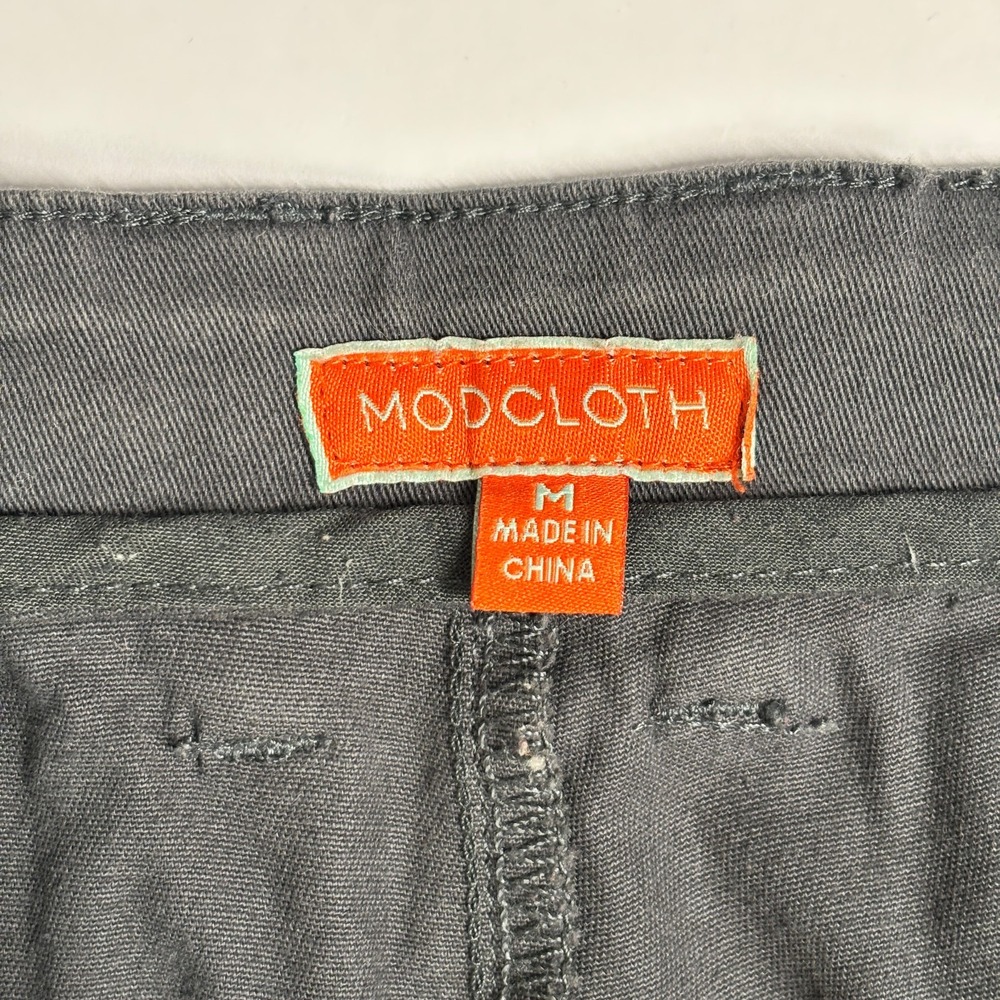 ModCloth Tapered Pants Womens Medium Gray Yellow Bee Embroidered Cotton Chino - Picture 4 of 13